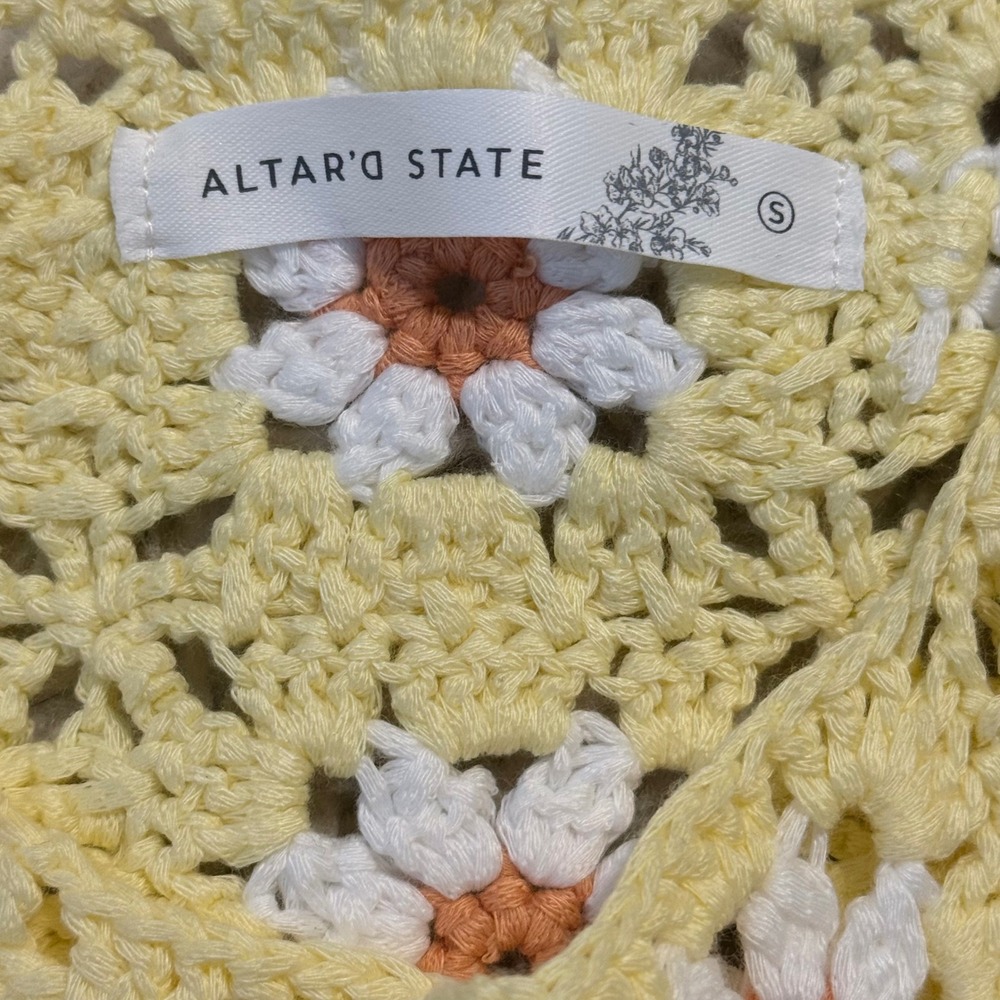 Altar'd State Yellow Daisy‎ Crochet Crop Top Boho Floral Knit Tank Womens Small - Picture 5 of 10
